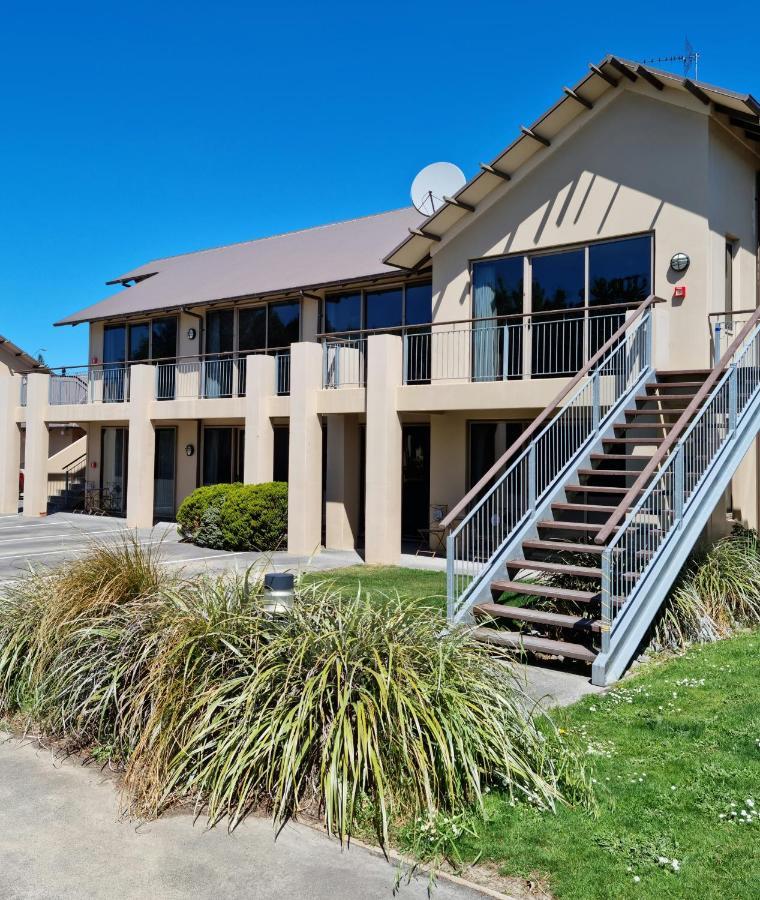 Methven Motel & Apartments Bagian luar foto
