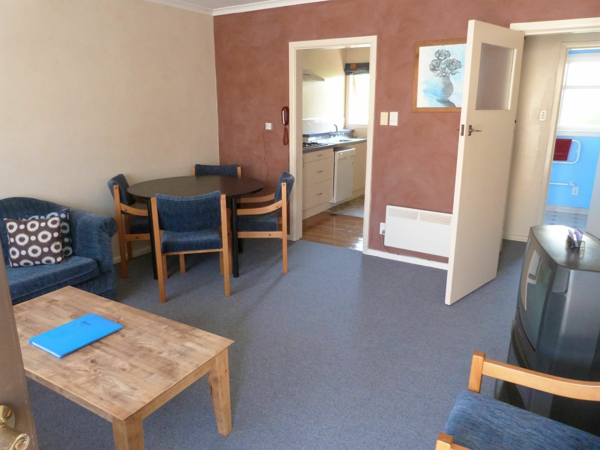 Methven Motel & Apartments Bagian luar foto